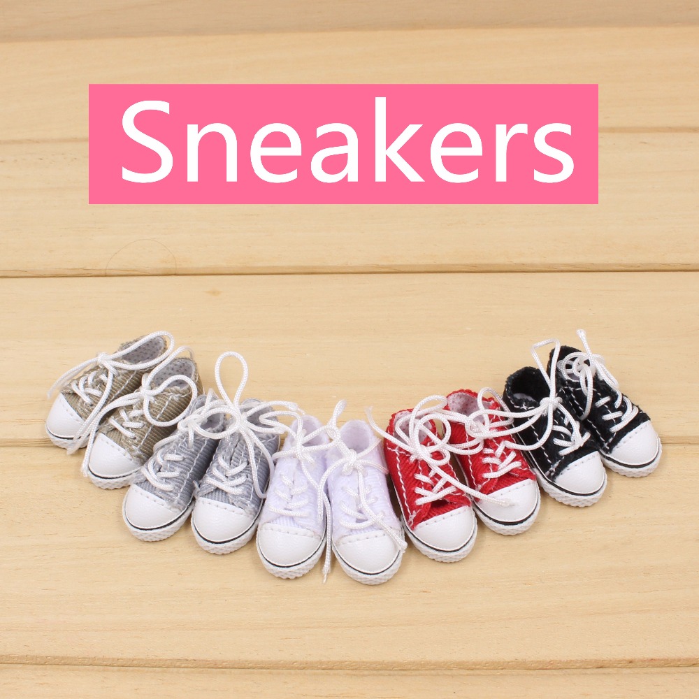 Chaussures de poupée ICY DBS B - Sneaker Care Accessories avis et prix